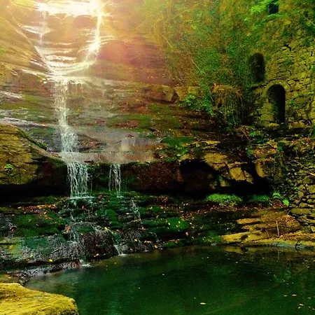 La Presa فندق مبيت وإفطار *